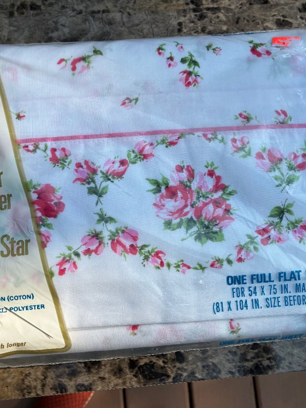 VINTAGE BURLINGTON NEVER NEVER IRON GOLD STAR   FLAT SHEET 81"× 104"   NEW